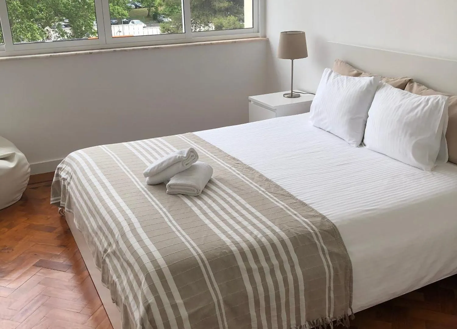 Apartment Near The Airport Lisbon